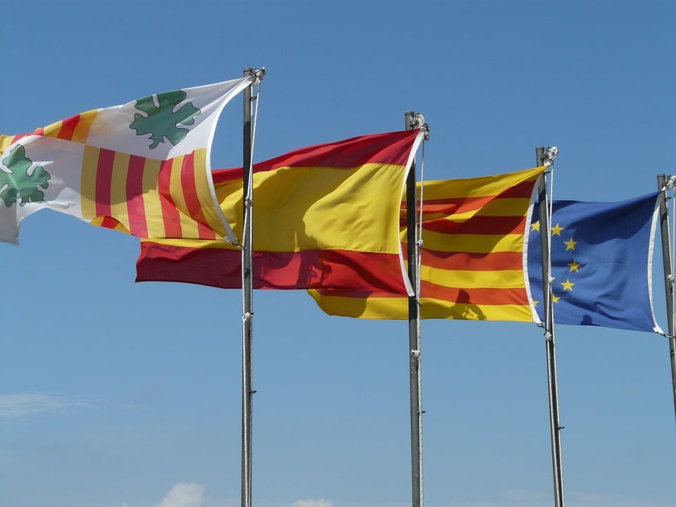 Qui a annoncé l'organisation d'un référendum concernant l'indépendance de la Catalogne en 2017 ?