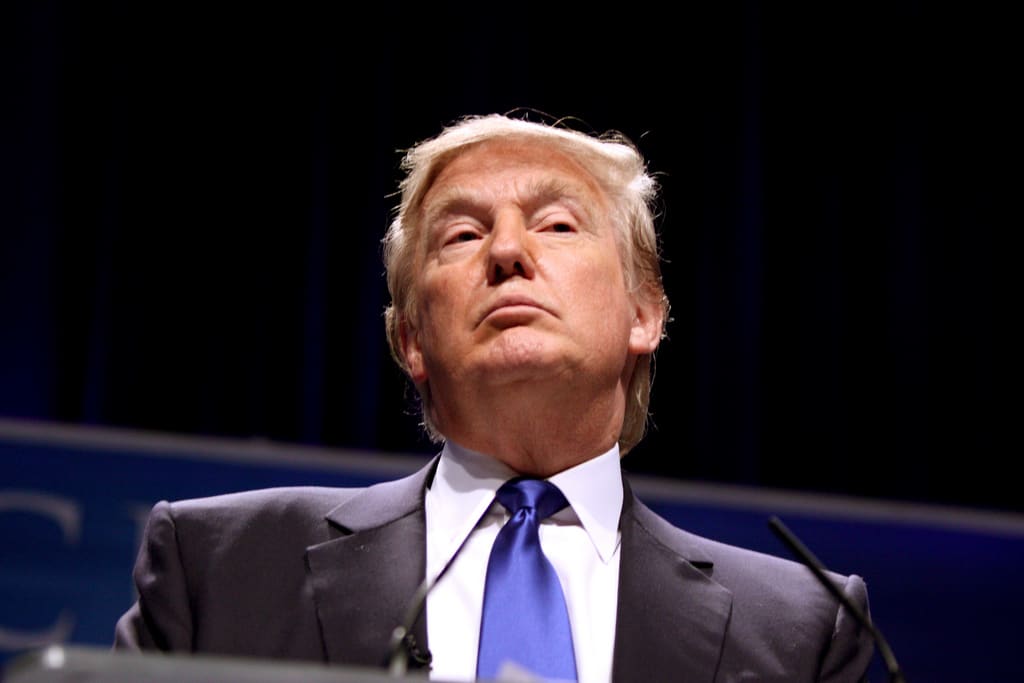 Quel chef d'Etat a été reçu par Trump à Washington samedi 11 février ?
