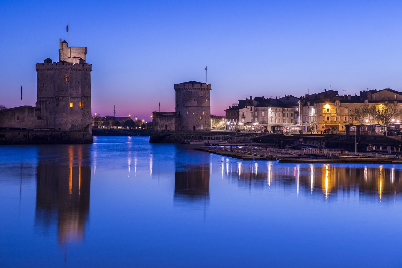 Plus grand port de plaisance à flot d’Europe, combien de places compte le port de plaisance de La Rochelle ?