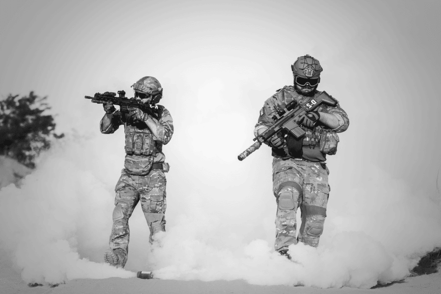 À combien se sont élevées les dépenses militaires mondiales en 2017 ?