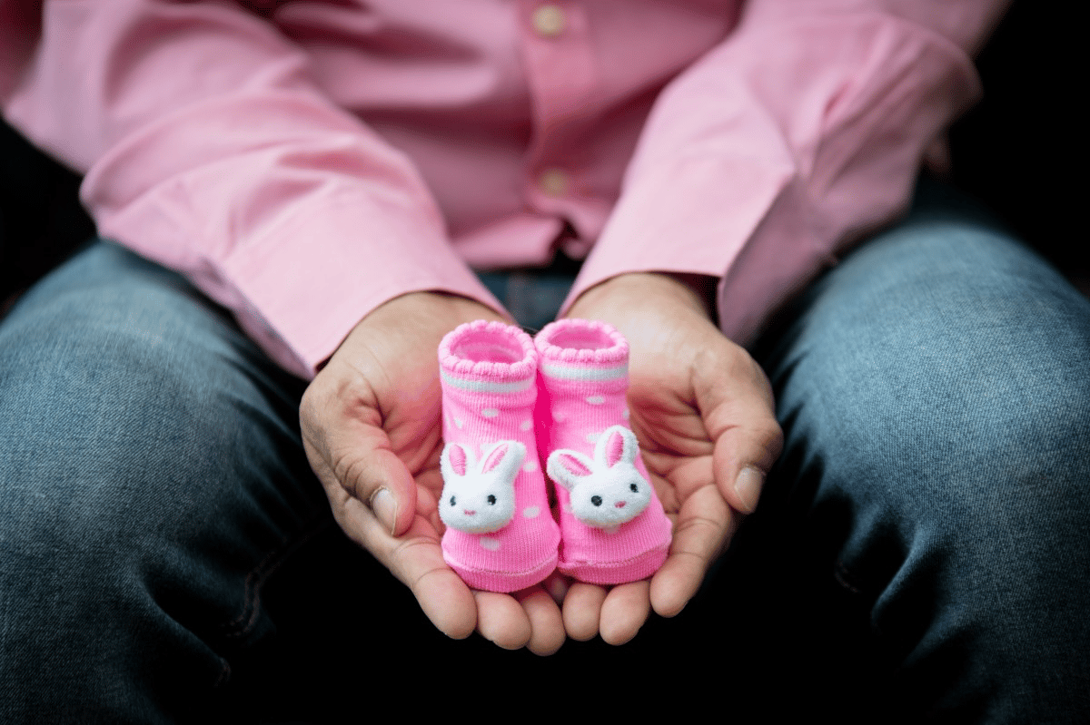 Quel pays s'est opposé à un congé parental mieux payé à Bruxelles ?