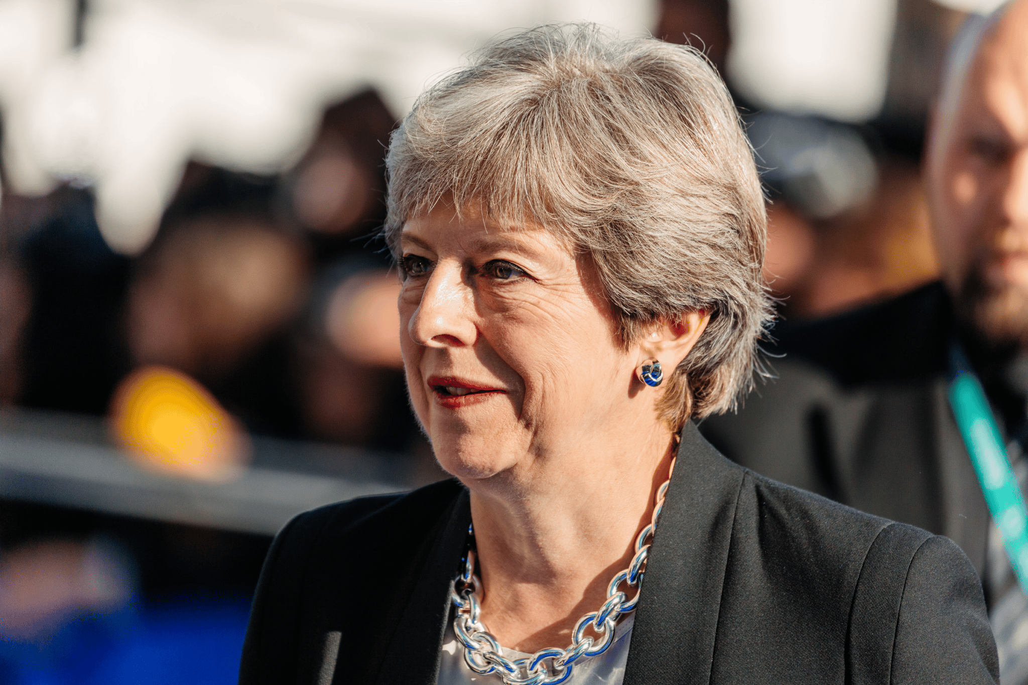 Theresa May maintient son refus d'envisager un éventuel report du Brexit.