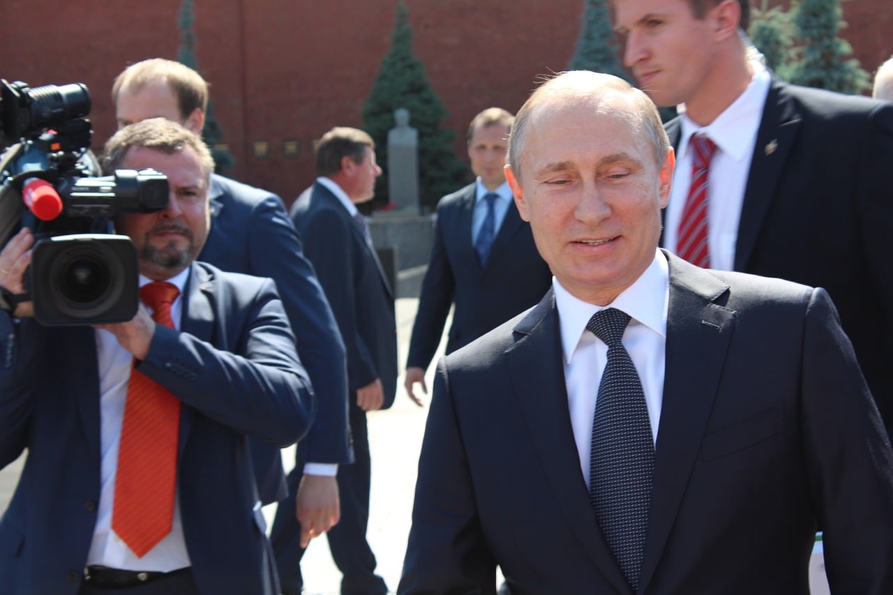 La Chine aide matériellement la Russie dans le conflit ukrainien. Vrai ou faux ? 
